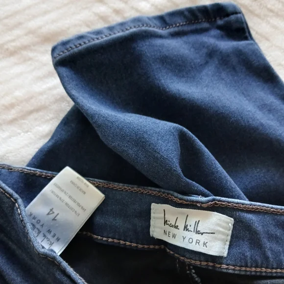 Nicole Miller Soho High Rise Skinny Jeans - Dark Blue - Picture 2 of 2